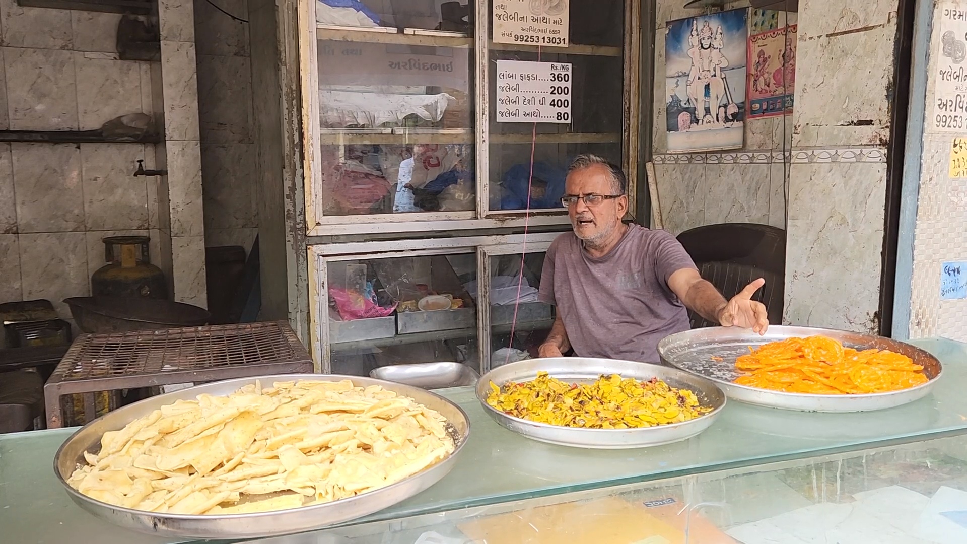 ભુજના મીઠાઈના વેપારી અરવિંદભાઈ જલેબી વાળા