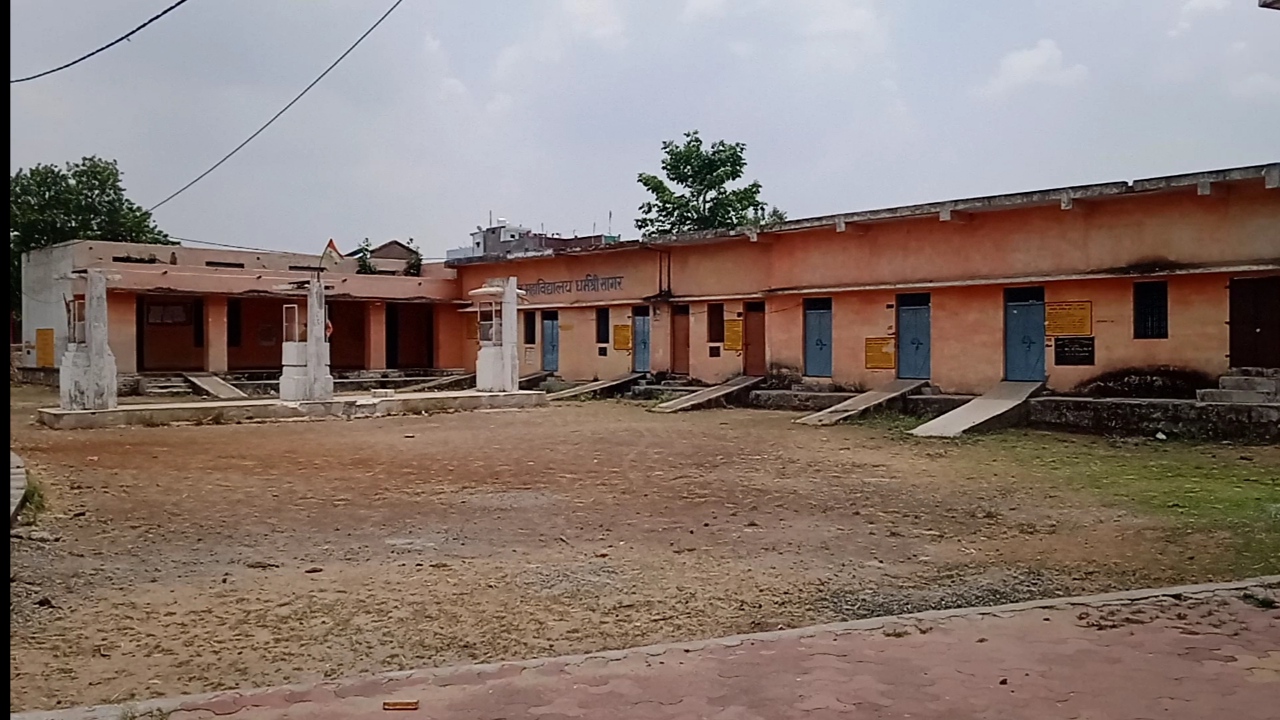126 years old Sanskrit College