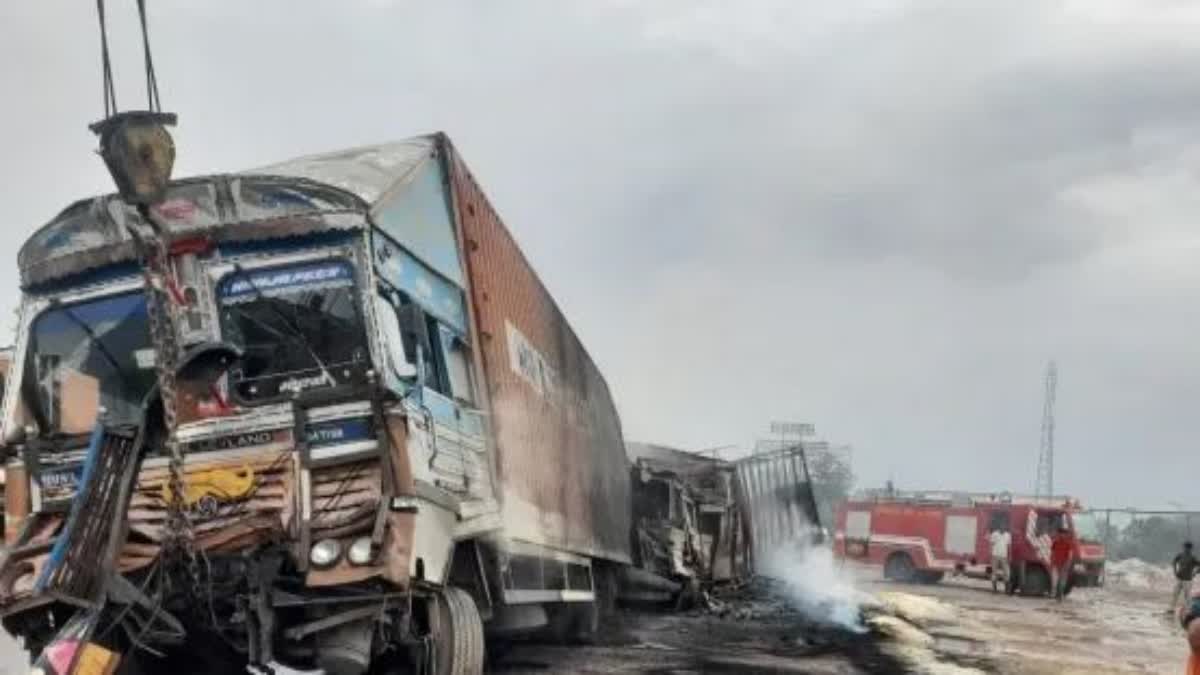 collision of three trucks in Rajasthan