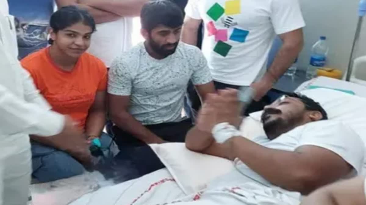 Wrestlers Sakshi Malik and Bajrang Punia met Chandrashekhar Azad