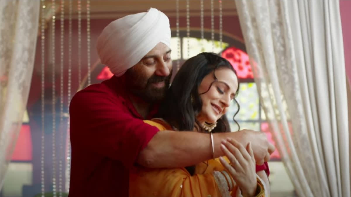 Udd Jaa Kaale Kaava Song Out: Sunny Deol, Ameesha Patel's Track From ...