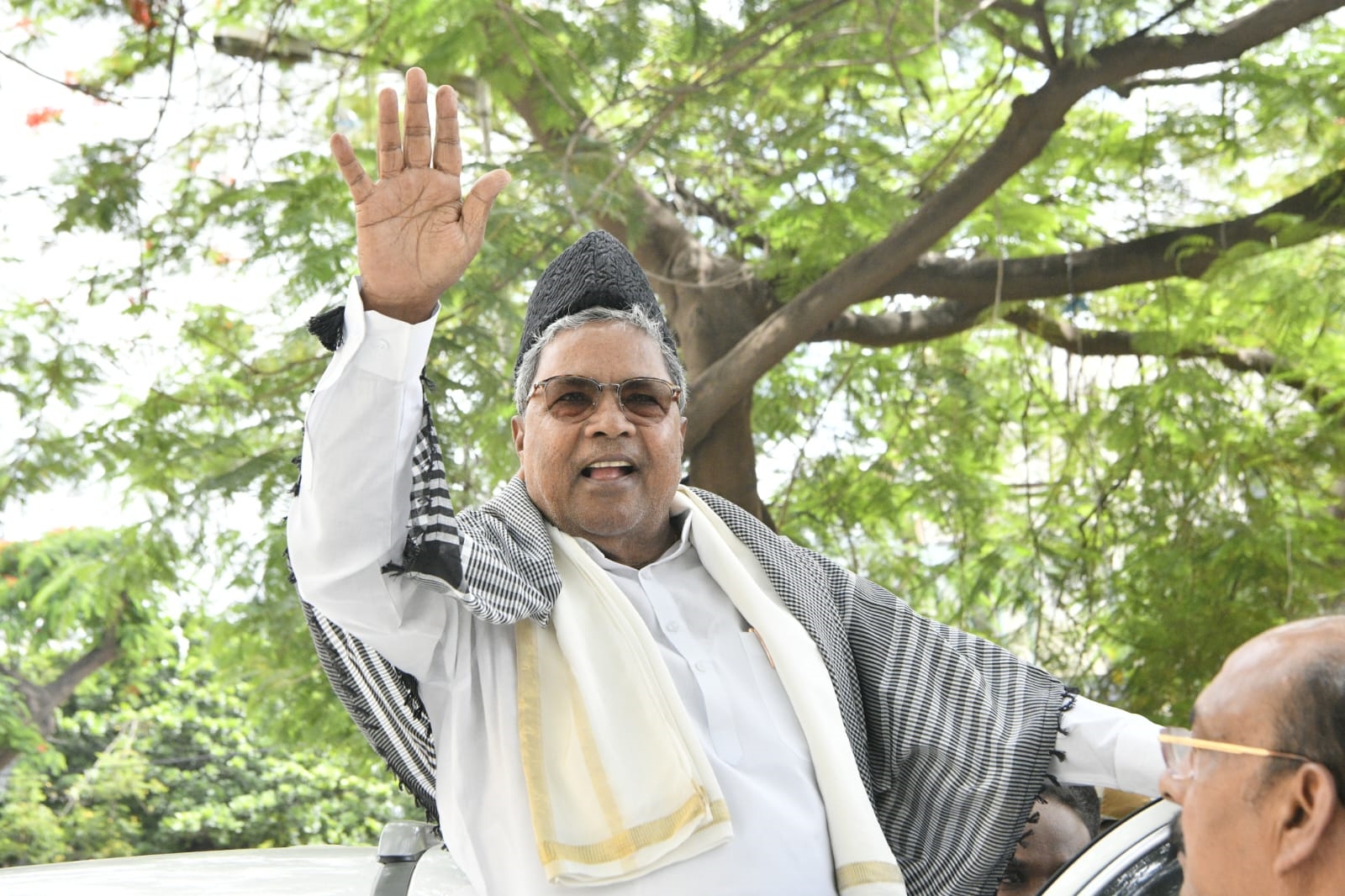 Chief Minister Siddaramaiah participated in the Bakrid mass prayer