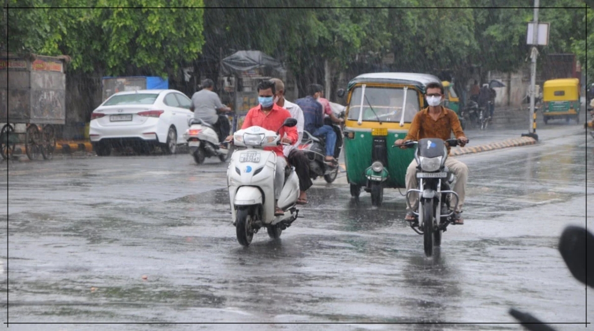 ધોધમાર વરસાદને કારણે વાહનોની રફતાર ધીમી પડી