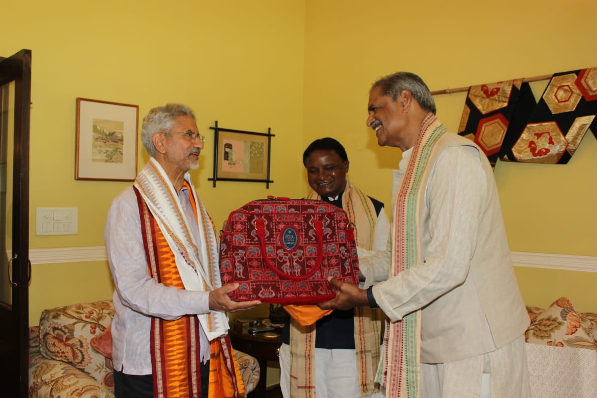 CM Meets Union Minister