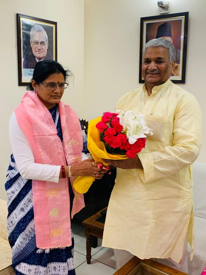 CM Meets Union Minister