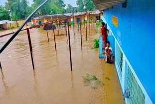 flood water entered school hostel due to heavy rains in potka of east singhbhum