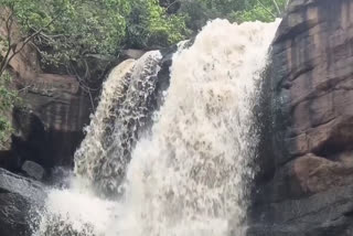 SABHITHAM WATER FALLS