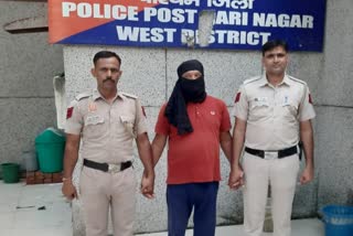 वेस्ट दिल्ली के हरी नगर चौकी पुलिस