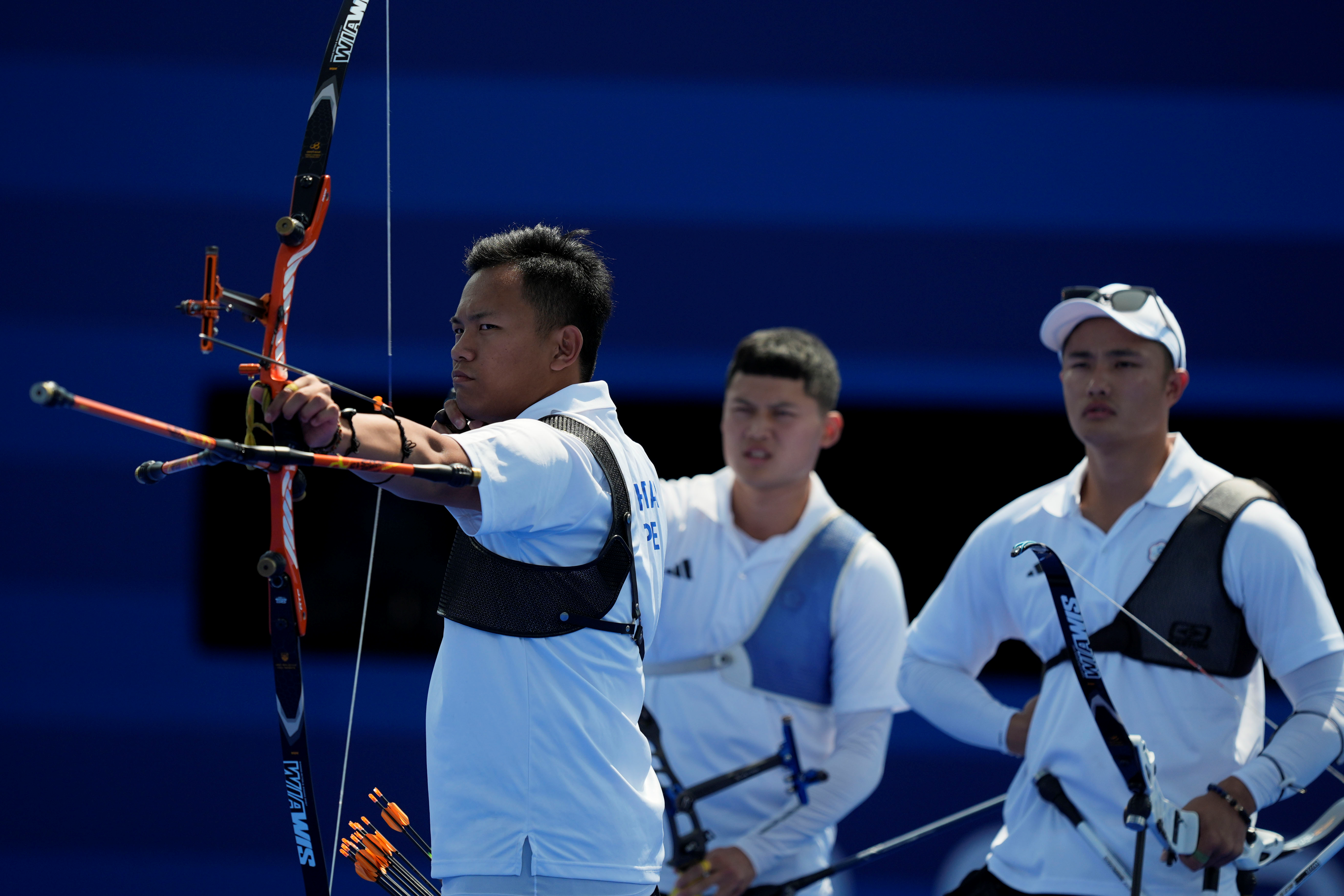 PARIS OLYMPICS 2024  CHINA VS TAIWAN ARCHERY  TAIPEI ARCHERY TEAM  CHINESE ARCHERY TEAM IN OLYMPICS  OLYMPICS 2024