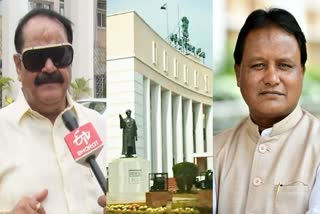 Congress MLA Taraprasad Bahinipati (L) moves breach of privilege notice against CM Mohan Charan Majhi in Odisha assembly