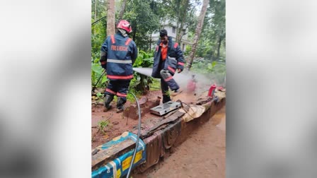 Gas Cylinder Fire Kozhikode  കോഴിക്കോട് വന്‍ തീപിടിത്തം  ഗ്യാസ് സിലിണ്ടറില്‍ തീപിടിത്തം  Fire In Chathamangalam Kozhikode