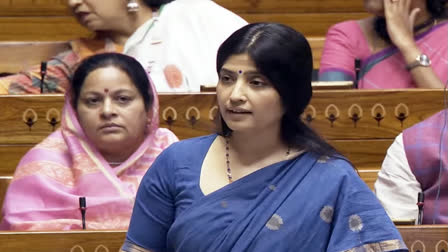 The entire country has turned into "chowkidars" who are unable to sleep due to the stray cattle menace, Samajwadi Party MP Dimple Yadav said on Monday in a jibe at the government.