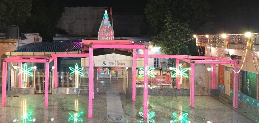 आगरा में बल्केश्वर महादेव मंदिर