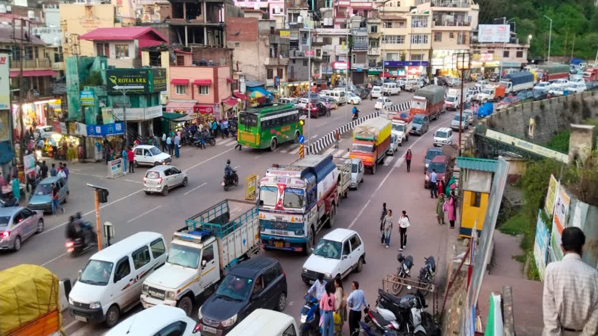 Kalka Shimla NH Blocked Due to Landslide