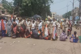 congress stages protest in jajpur