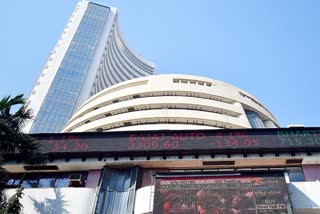 nifty-sensex-open-flat-amid-decline-in-global-indices