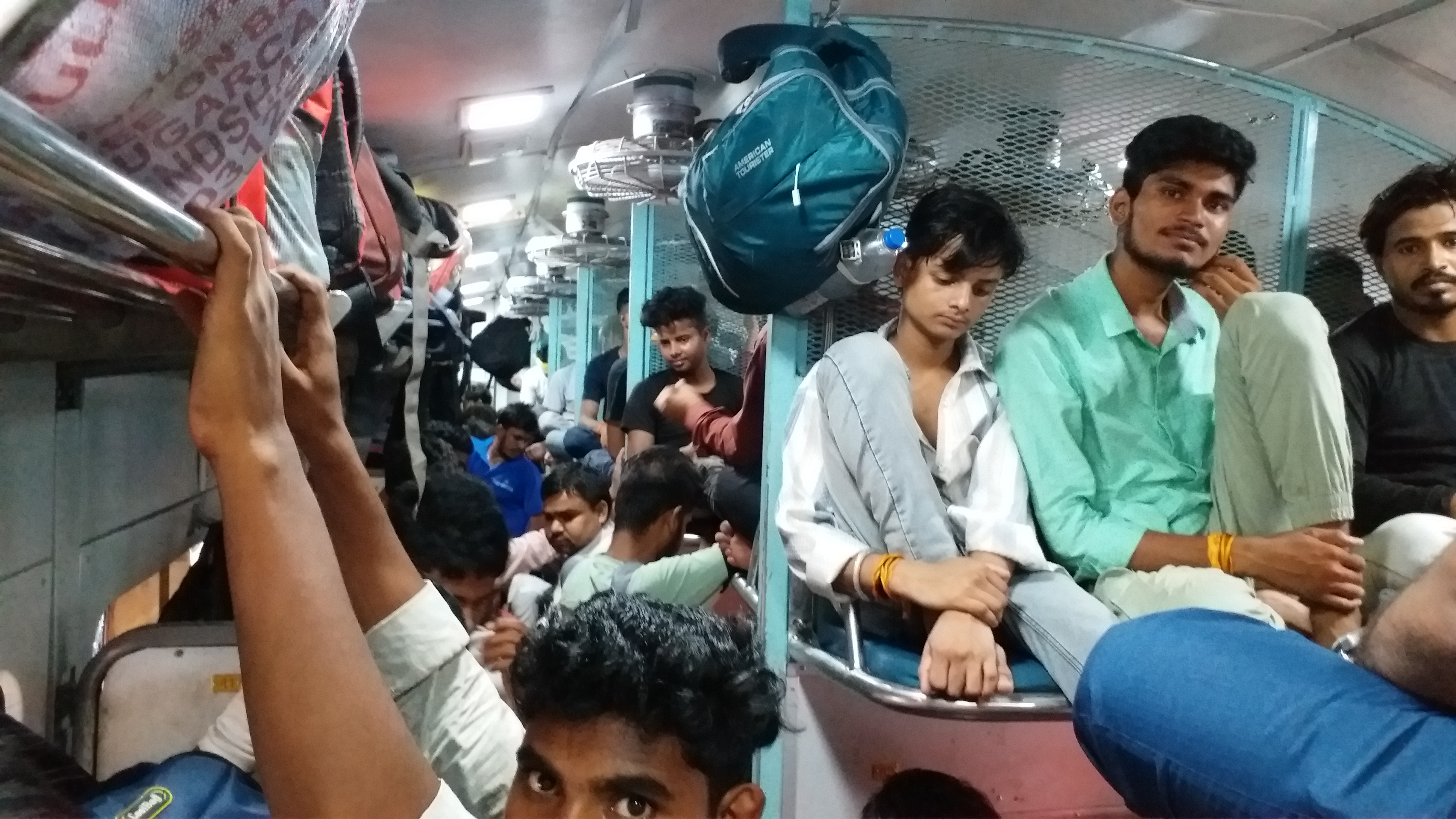 यूपी-बिहार के यात्रियों के लिए उत्तर रेलवे चलाएगा स्पेशल ट्रेनें.