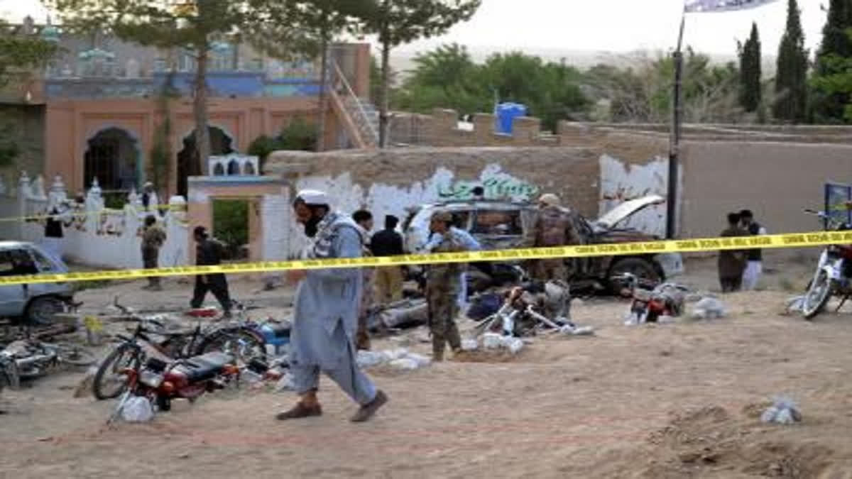 Blast near mosque in Balochistan kills 6, injures 30