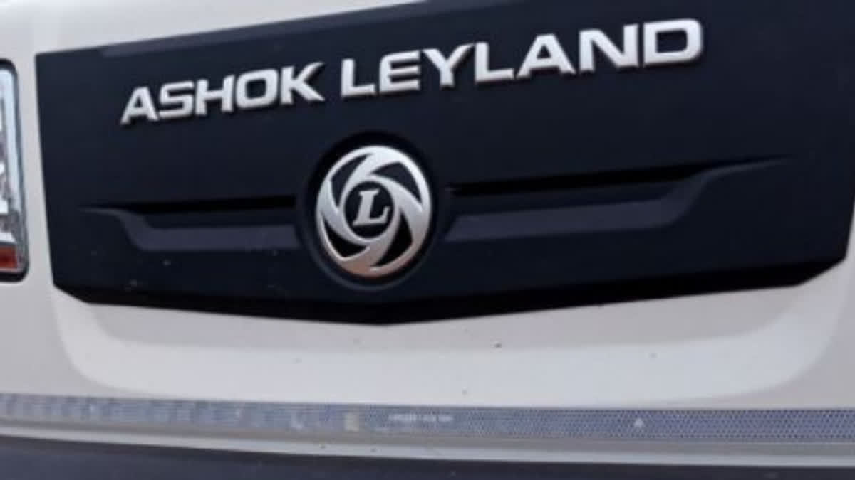 Ashok Leyland bags order for buses  Ashok Leyland bags huge order from GSRTC  Gujarat state road transport corporation GSRTC  ഗുജറാത്ത് സ്റ്റേറ്റ് റോഡ് ട്രാൻസ്‌പോർട്ട്  GSRTC  Ashok Leyland receives order for buses from GSRTC  അശോക് ലെയ്‌ലാൻഡ്  അശോക് ലെയ്‌ലാൻഡിന് ബസുകൾക്കുള്ള ഓർഡർ ലഭിച്ചു  Original Equipment Manufacturer  Commercial vehicle maker Ashok Leyland