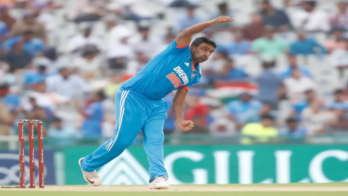 India Squad for Cricket World Cup 2023  R Ashwin  Cricket World Cup 2023  Axar Patel  Axar Patel injury  ആര്‍ അശ്വിന്‍  ഏകദിന ലോകകപ്പ് 2023  ആര്‍ അശ്വിന്‍  അക്‌സര്‍ പട്ടേല്‍