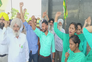 The strike by staff nurses of PGI in Sangrur continued on the 19th day