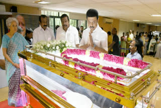 Tamil Nadu Chief Minister MK Stalin, several political leaders, and government officials paid their last respects to the departed soul.