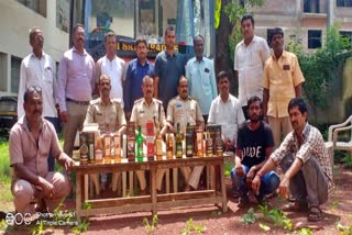 Kalaburgi Excise Police detected illegal liquor transport