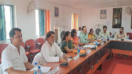 http://10.10.50.75//jharkhand/29-September-2023/jh-sim-01-village-government-meeting-held-vis-jh10018_29092023141800_2909f_1695977280_308.jpg