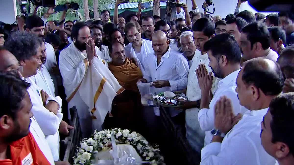 Minister Uttam Father Passes Away