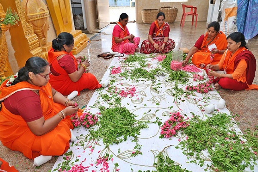 Speciality Of Tirupati Venkateswara Swamy Garlands