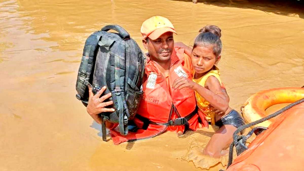 जांबाज जवान बने देवदूत