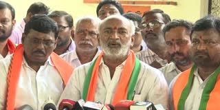 BJP Leaders Fires on YSRCP