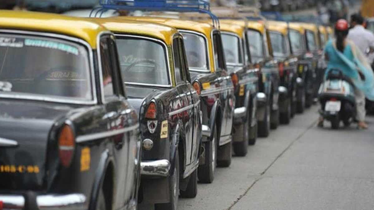 NO BLACK AND YELLOW TAXI IN MUMBAI KNOWN AS PREMIER PADMINI TAXI