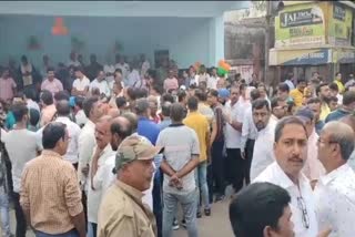 Dhanbad Businessmen Demanding Security guarantee from Police