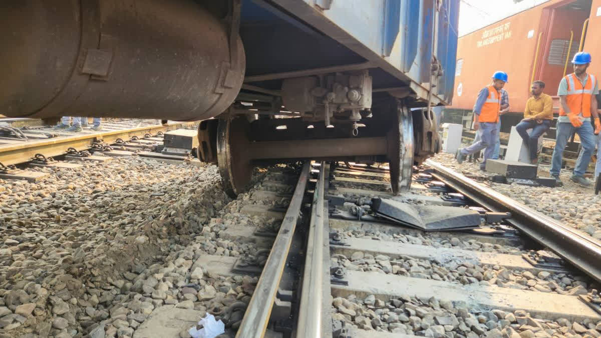 2 Empty Train Coaches Derail During Shunting In UP's Pratapgarh