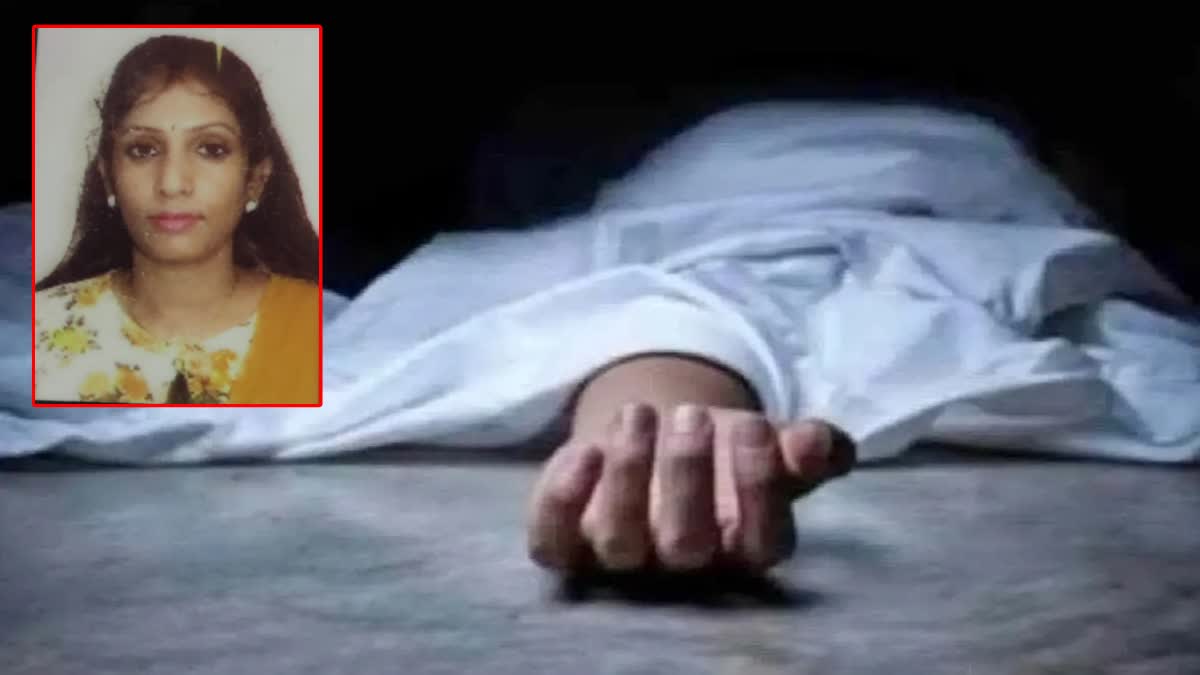 Women Event Dancer Suspicious Death in Vijayawada