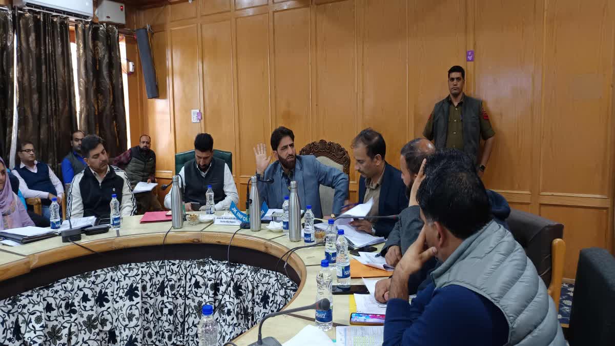 MLA RAJPORA CHAIRED MEETING