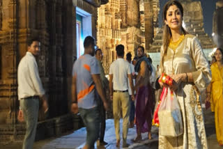 Shilpa Shetty's Photo At Lingaraj Temple Goes Viral, Sparks Controversy in Odisha