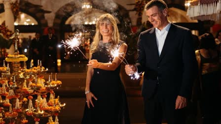 Spanish President Pedro Sanchez celebrates Diwali