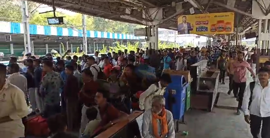 indore railway station stampede