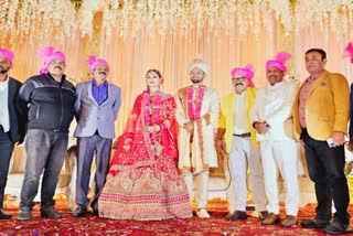 भारतीय क्रिकेटर मुकेश कुमार ने की शादी