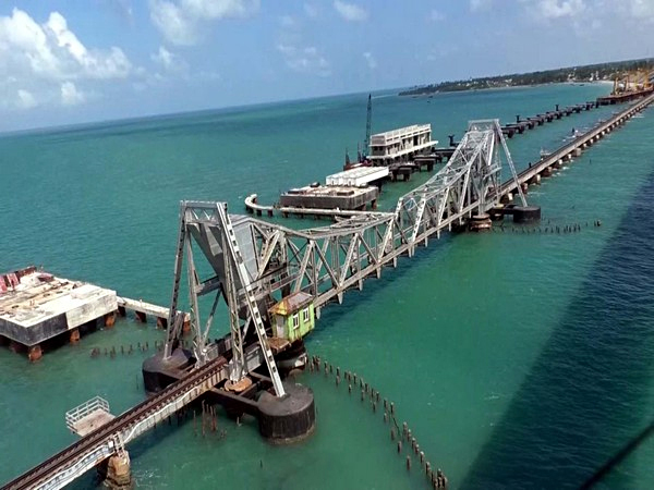 PAMBAN BRIDGE  INDIAN RAILWAY  RAMESHWARAM PAMBAN NEW BRIDGE  പാമ്പൻ പാലം