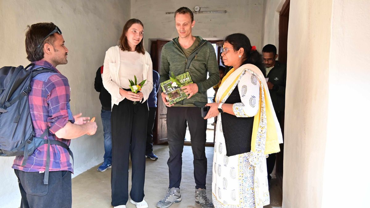 NETHERLANDS COUPLE REACHED MCB