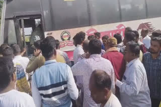 MAHARASHTRA  STATE TRANSPORT BUS ACCIDENT  മഹാരാഷ്‌ട്ര ബസ് അപകടം  എംഎസ്ആർടിസി ബസ്