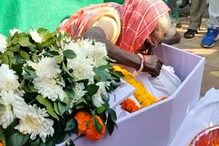 Leaders paid tribute to Birsa Munda descendant after death in road accident in Khunti