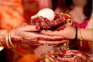 Married couples in Maharashtra will be provided protection by the state government۔