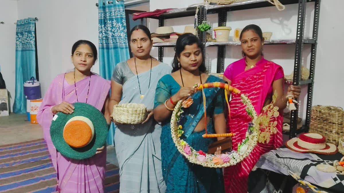 Women show various types of items made of banana stem fibres