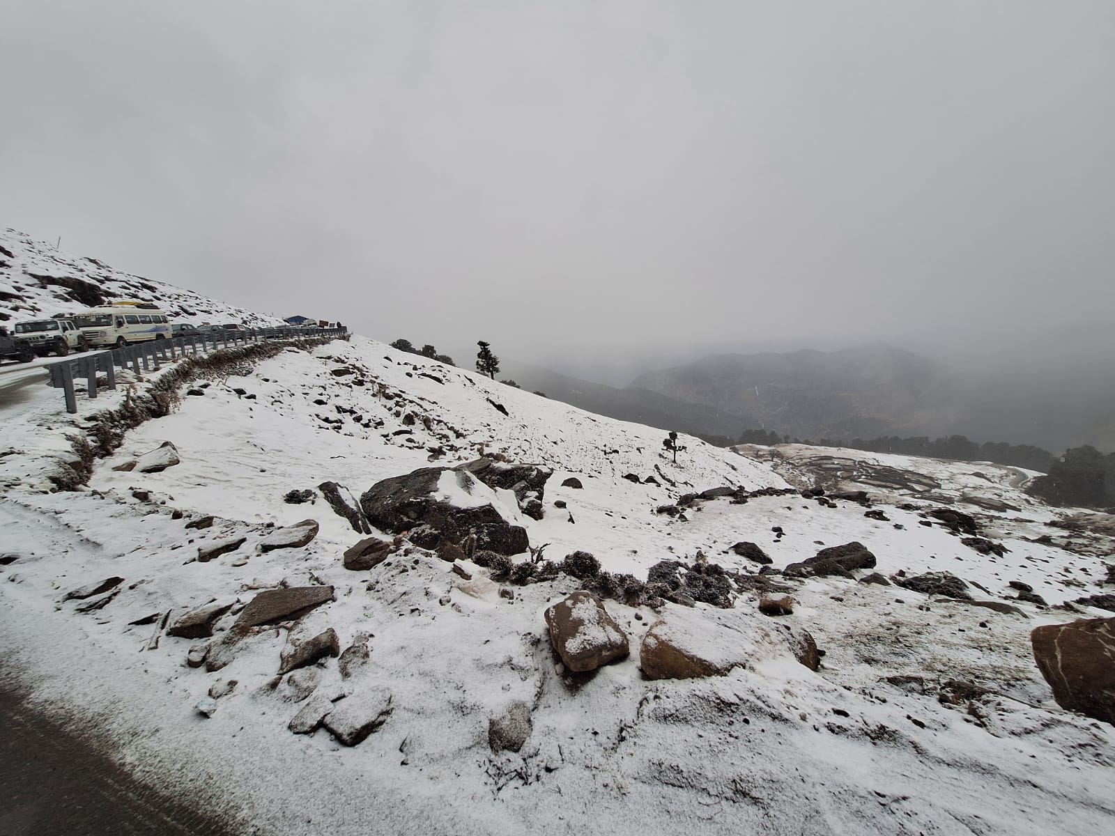 snowfall in chopta