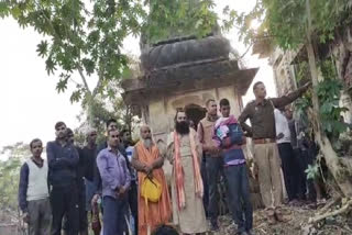 Police and district administration officials on Saturday removed illegal encroachments around an ancient Shiva temple in Madhopur village under Maudarwaja police station