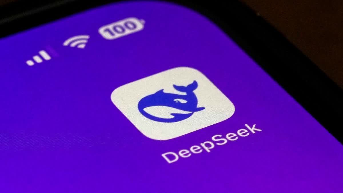 DeepSeek and ChatGPT